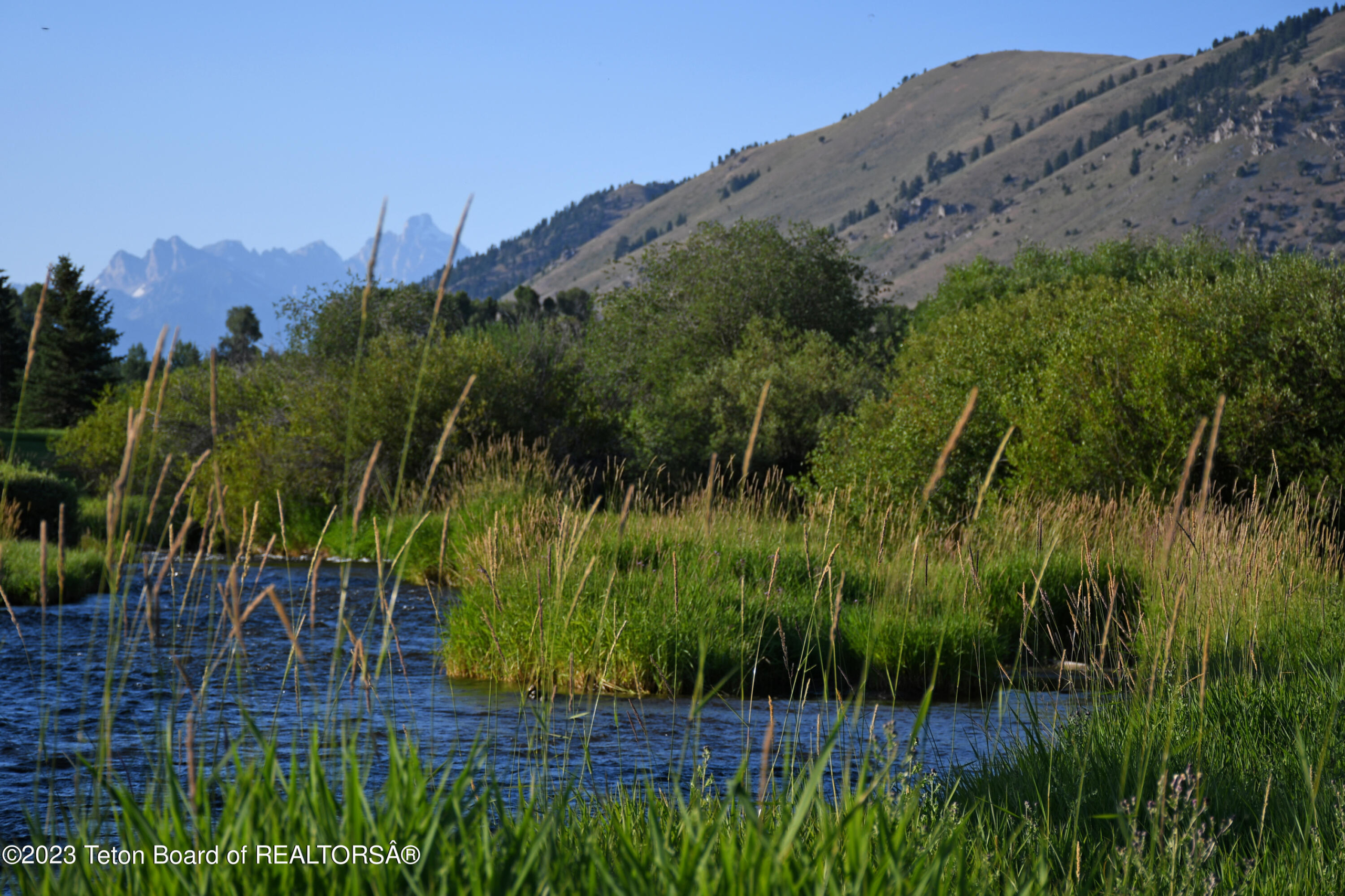 06-FlatCreekFishingClub